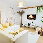 Apartment Premium , Marina , Center , Beachfront