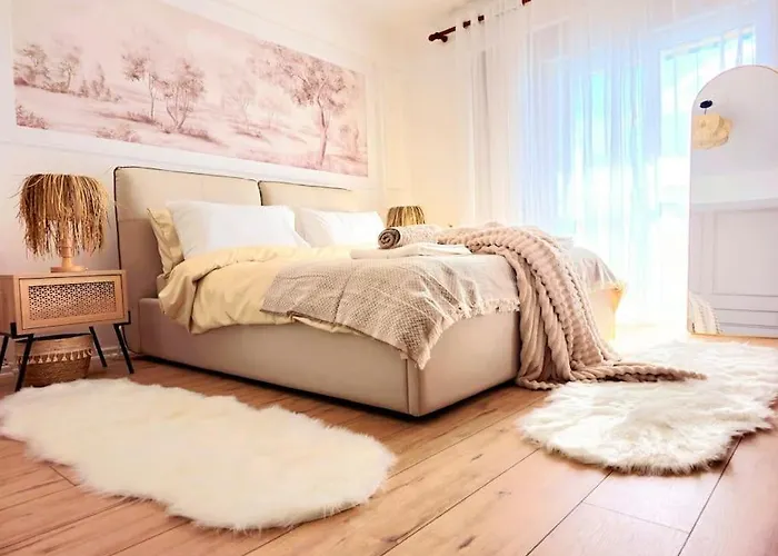 Premium , Marina , Center , Beachfront Apartment Durrës