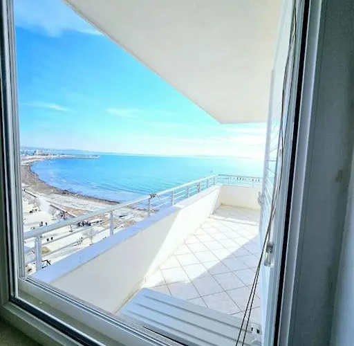 Premium , Marina , Center , Beachfront Apartment