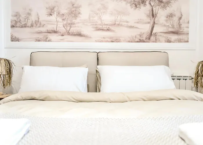 Premium , Marina , Center , Beachfront Apartment