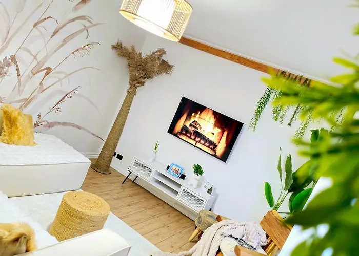 Apartment Premium , Marina , Center , Beachfront *