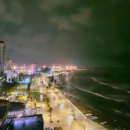 Premium , Marina , Center , Beachfront Appartement *