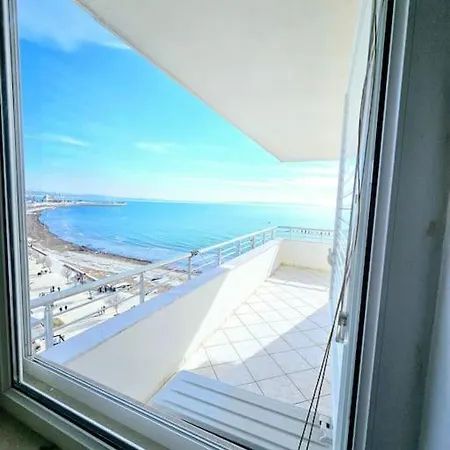 Premium , Marina , Center , Beachfront Apartment