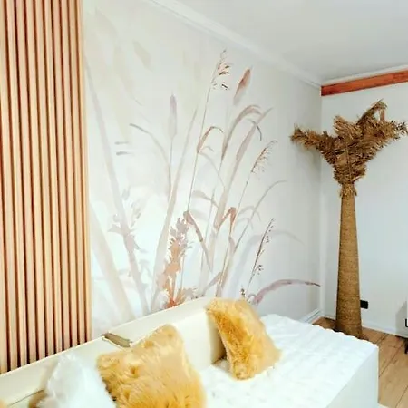 דירה Premium , Marina , Center , Beachfront